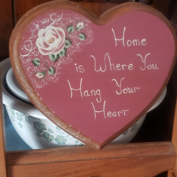 Vintage Handmade Decor | Heart-Shaped Art - Picture 3 of 4